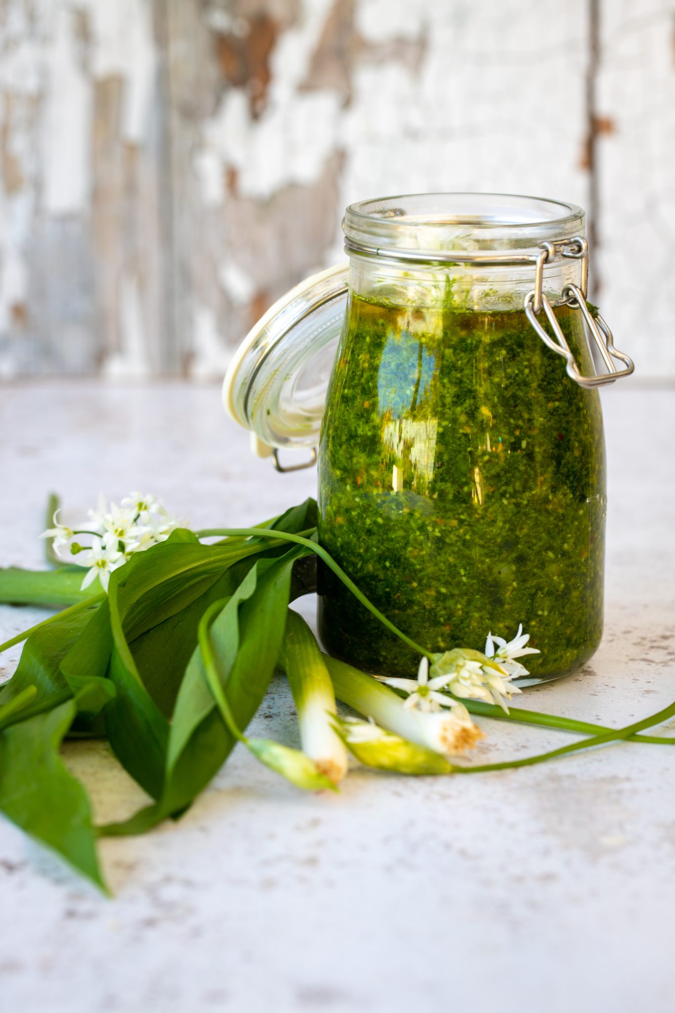 Wild Garlic, Spring Onion and Parsley Pesto • IINH